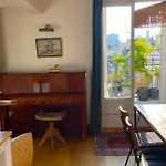 Pleasant Studio With Terrace In Belleville