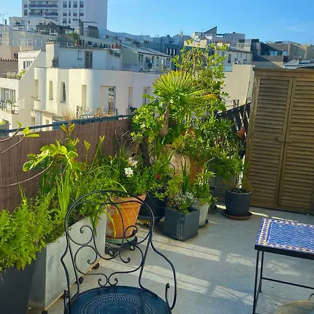 Pleasant With Terrace In Belleville Appartamento Parigi